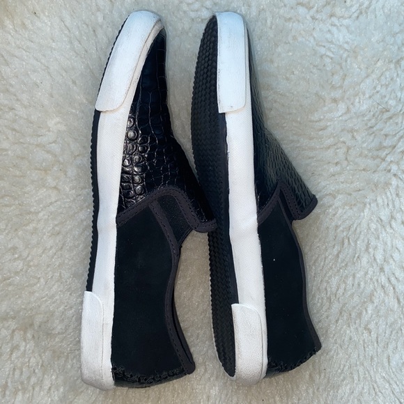 UGG Black Croc Embossed Slip On Sneakers - Picture 5 of 13